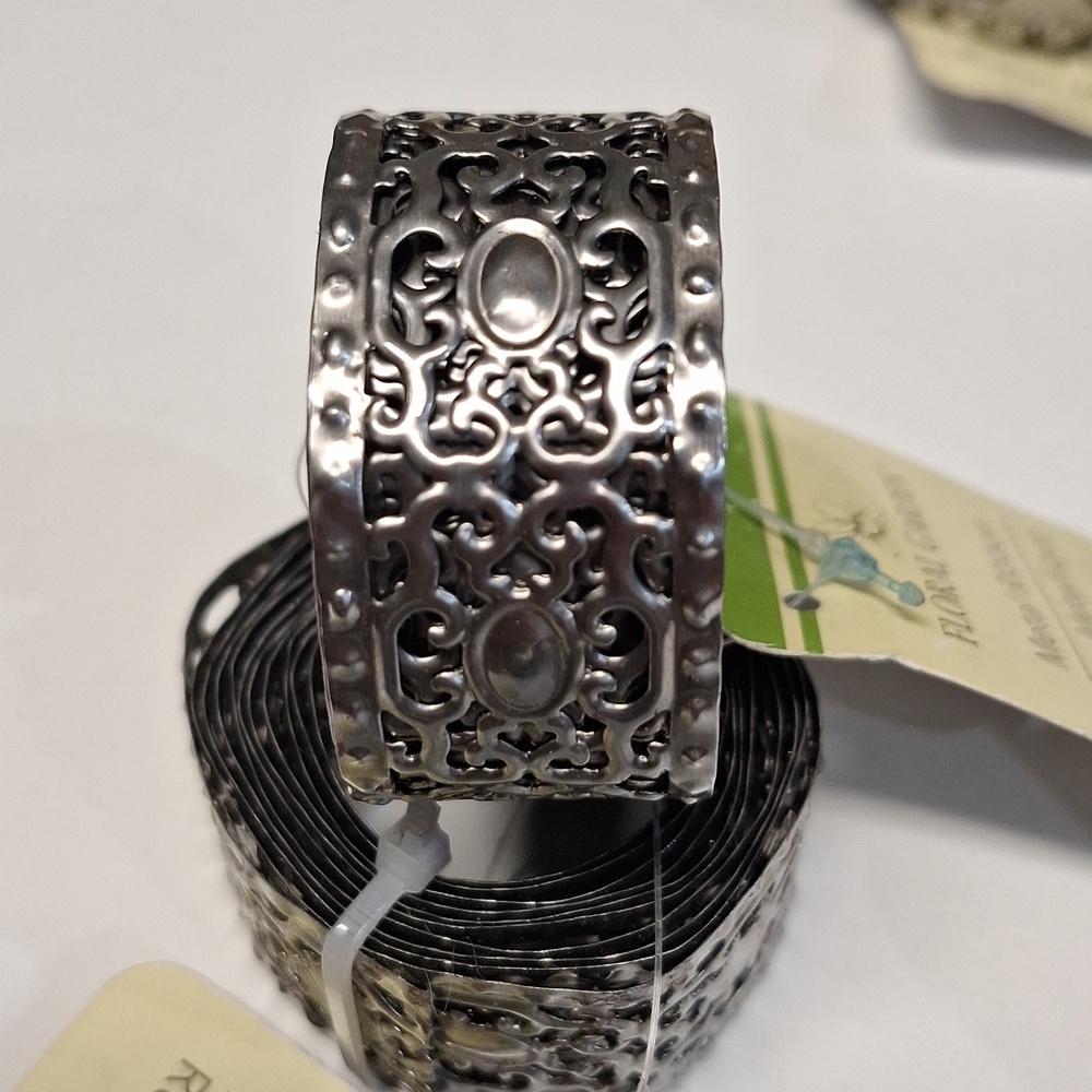 Silver Metal Ribbon Accent - Decorative Home Art